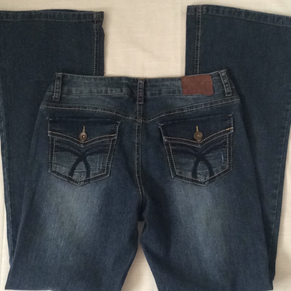 ⚜️ PARIS BLUES jeans boot cut distressed stretchy 9